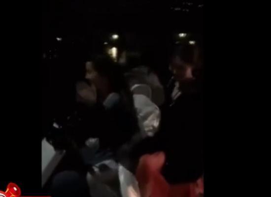 吃瓜群众路过视频,揭秘视频背后的惊人真相 第1张 吃瓜群众路过视频,揭秘视频背后的惊人真相 第1张